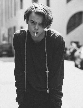 charlie_heaton014 (730x950, 151 kБ...)